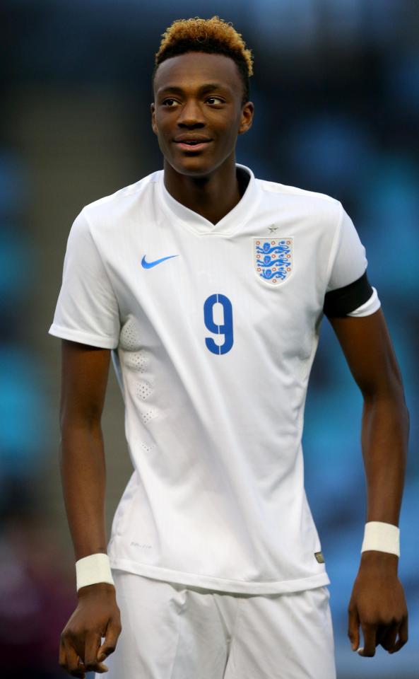  Tammy Abraham has been promoted to the full senior England squad