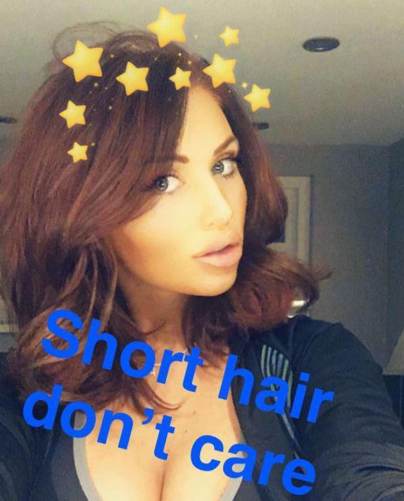  Amy has revealed her short new hairdo on Instagram