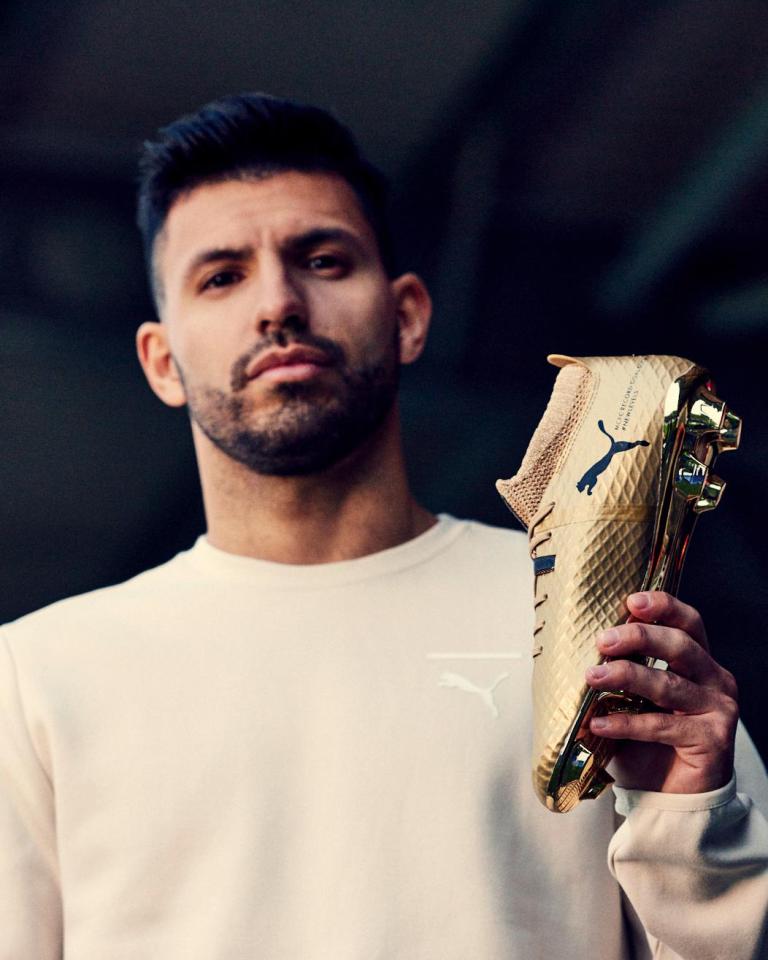  Sergio Aguero will wear limited edition gold boots to face Arsenal