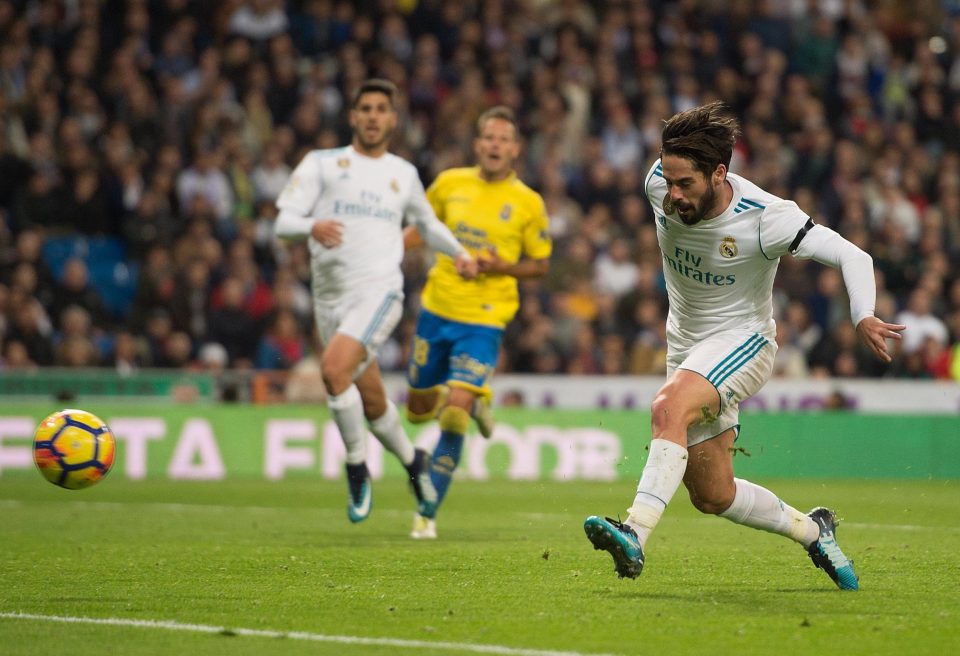  Isco arrives to slide home Real's scintillating, counter-attacking third goal