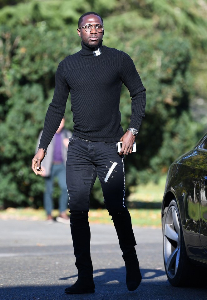 A solemn-looking Moussa Sissoko rocks up at Clairefontain for France