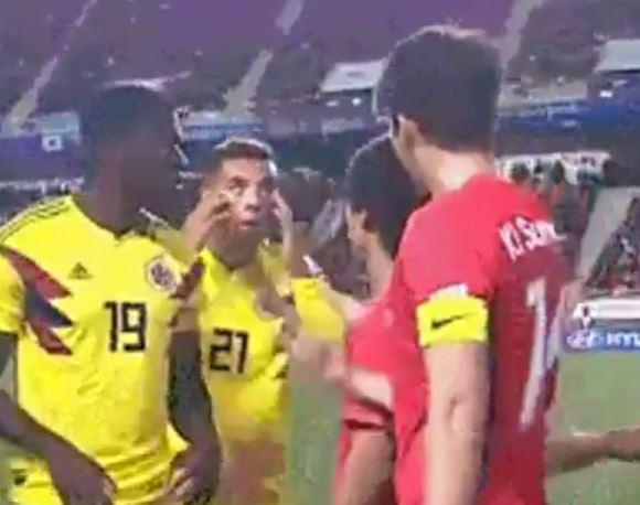  Edwin Cardona made the abhorrent gesture during Colombia's loss to South Korea