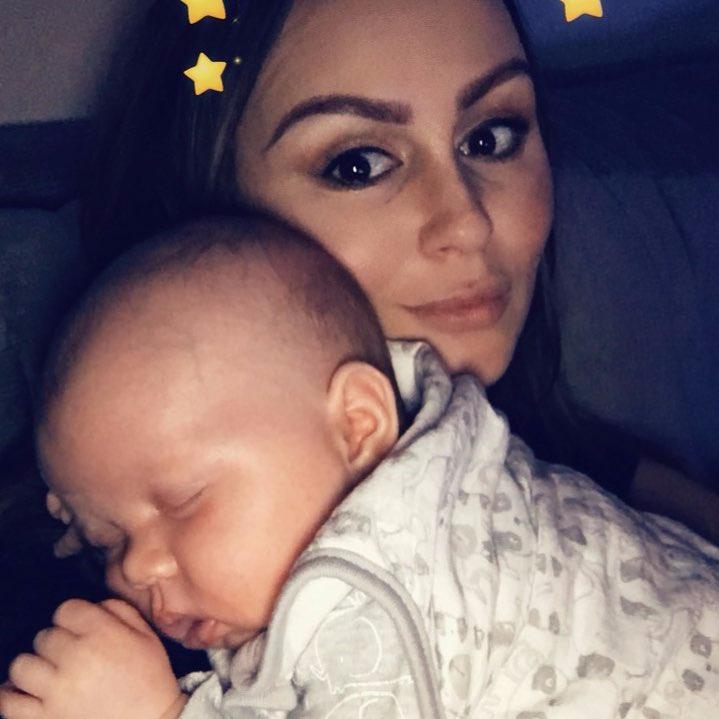  Chanelle and Ryan welcomed baby Frankie in August, but he walked out on her weeks later