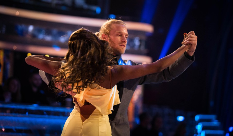 He swept partner Oti Mabuse across the dance floor