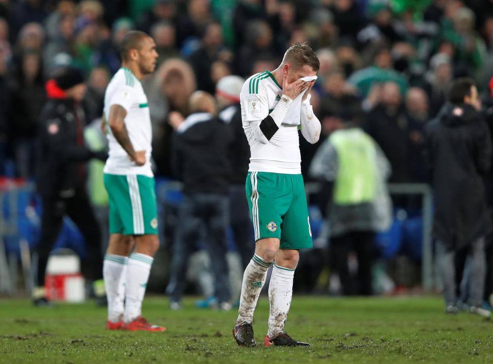  Steven Davis struggles to keep his composure after the final whistle