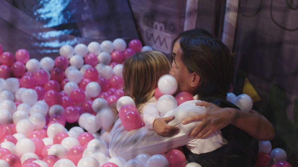  In the episode Sophia is seen in a swimming pool sized ball pit