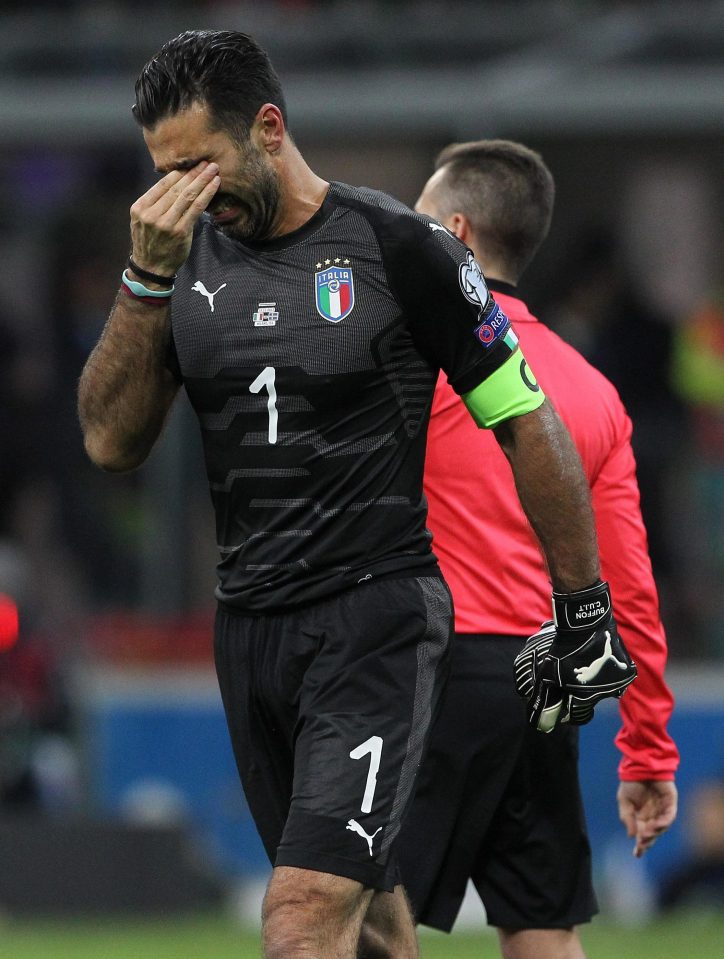  Gigi Buffon could not hold back the tears