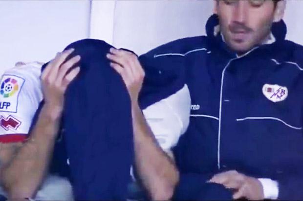  Anazitz Arbilla bawled after he has humiliated on the pitch by Gareth Bale