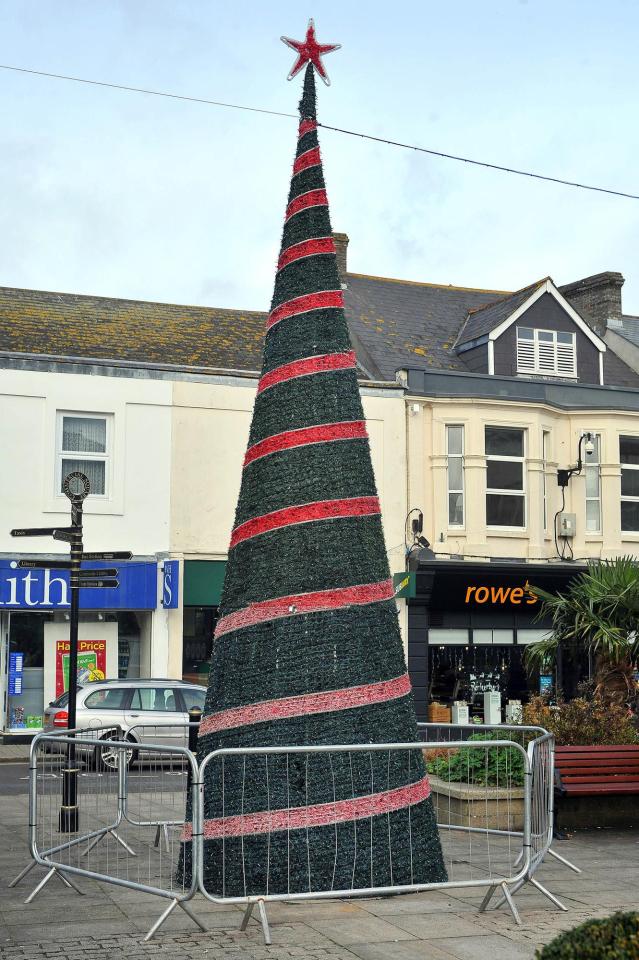  This is Camborne town's Christmas tree which residents have slammed as an upside down Cornetto