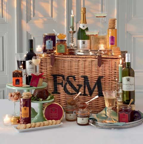  Iceland recons shoppers could make a hamper that costs £122 cheaper than this posh one from Fortnum and Mason