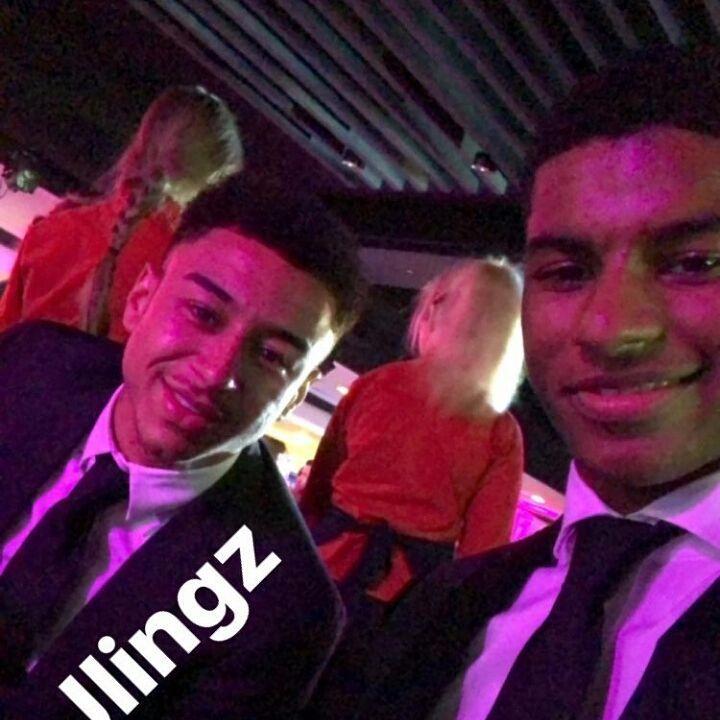  Jesse Lingard and Marcus Rashford snap a selfie