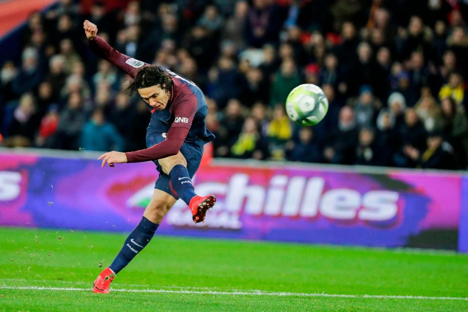  PSG striker Edinson Cavani opened the scoring at Parc des Princes in the 38th minute