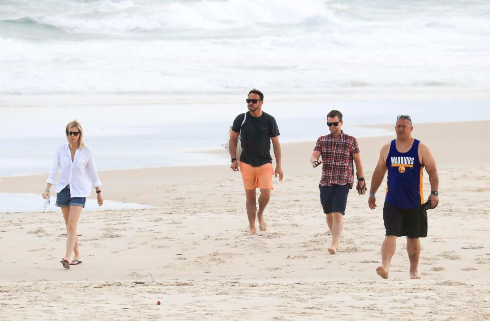  The gang continued their walk after the swim ahead of tonight's show