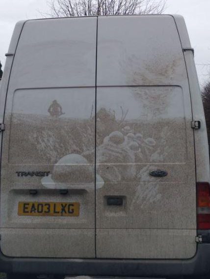  A stunning drawing appeared on the back of a parked van in Tottenham, North London ahead of Remembrance Sunday