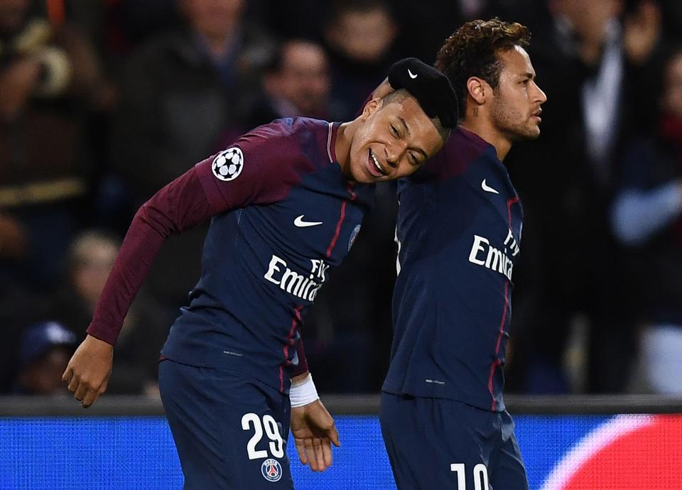  Kylian Mbappe was also in on the act during the first half at Parc des Princes