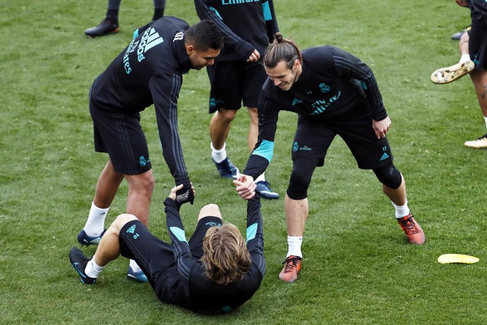  Bale was all smiles as he prepared for the clash along with his fellow Galacticos