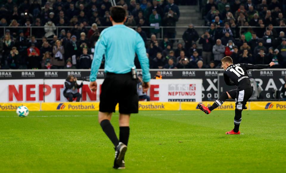  Thorgan Hazard scores from the spot for Moenchengladbach