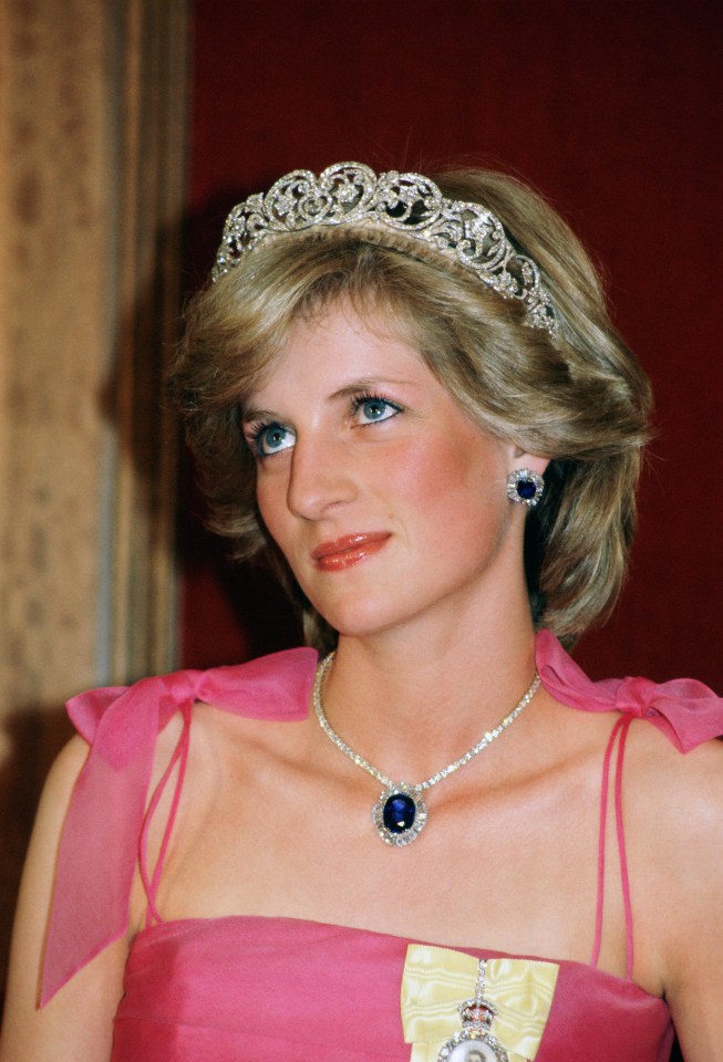 Diana’s Saudi Suite, a wedding gift, included a necklace and earrings