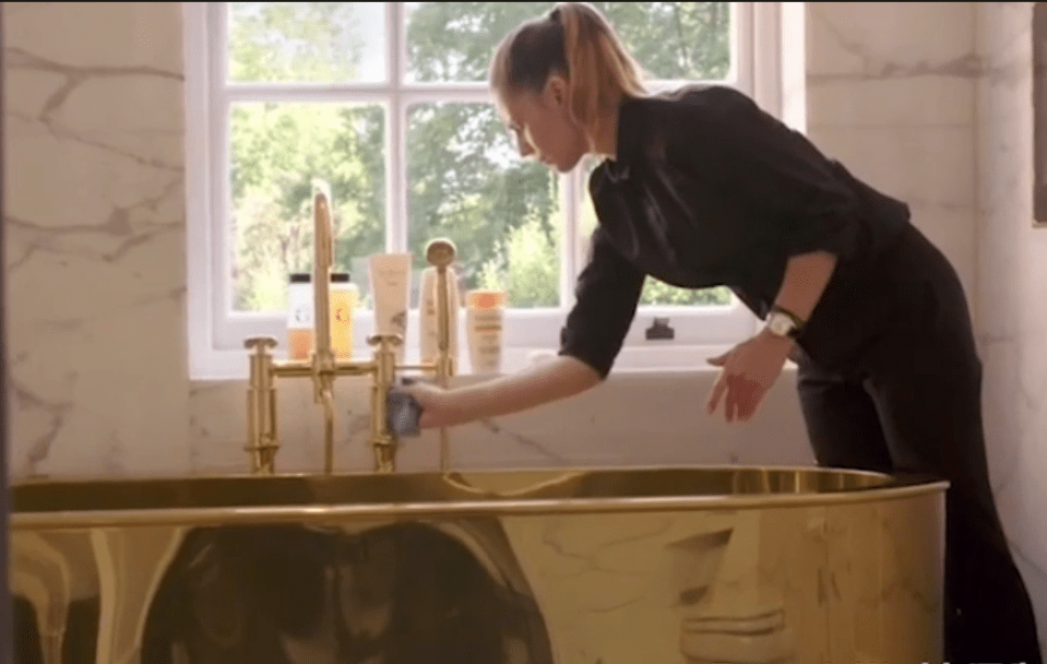  Tamara's gold-plated bath features in the trailer