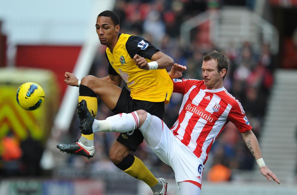  Steven N'Zonzi played under Sam Allardyce at Blackburn