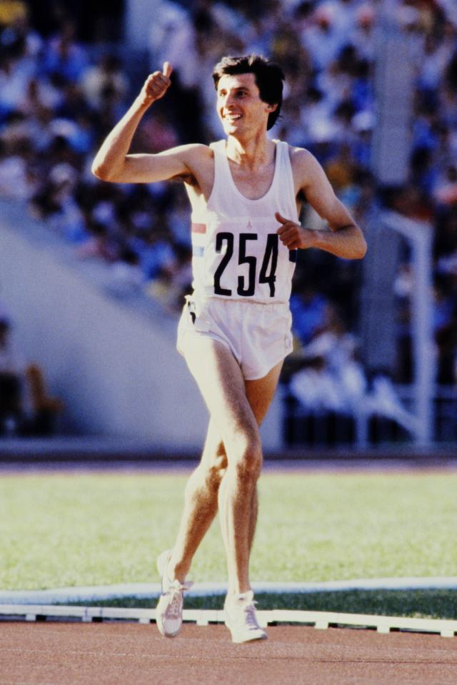  Sebastian Coe waves to crowd as he claims 1,500m gold at 1980 Olympic Games