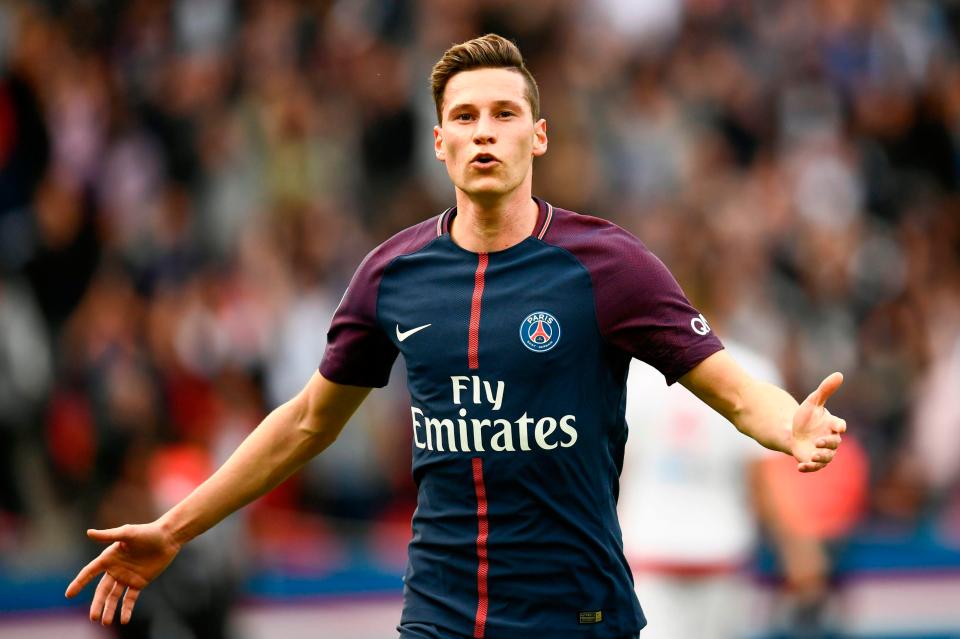  Arsenal have been told to spend £40million if they want Julian Draxler