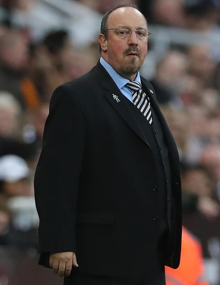  Rafa Benitez hopes his friendship with the Brazilian will help him to secure a loan move