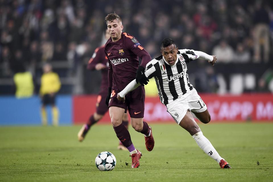  Juventus left-back Alex Sandro is being chased by Premier League champions Chelsea