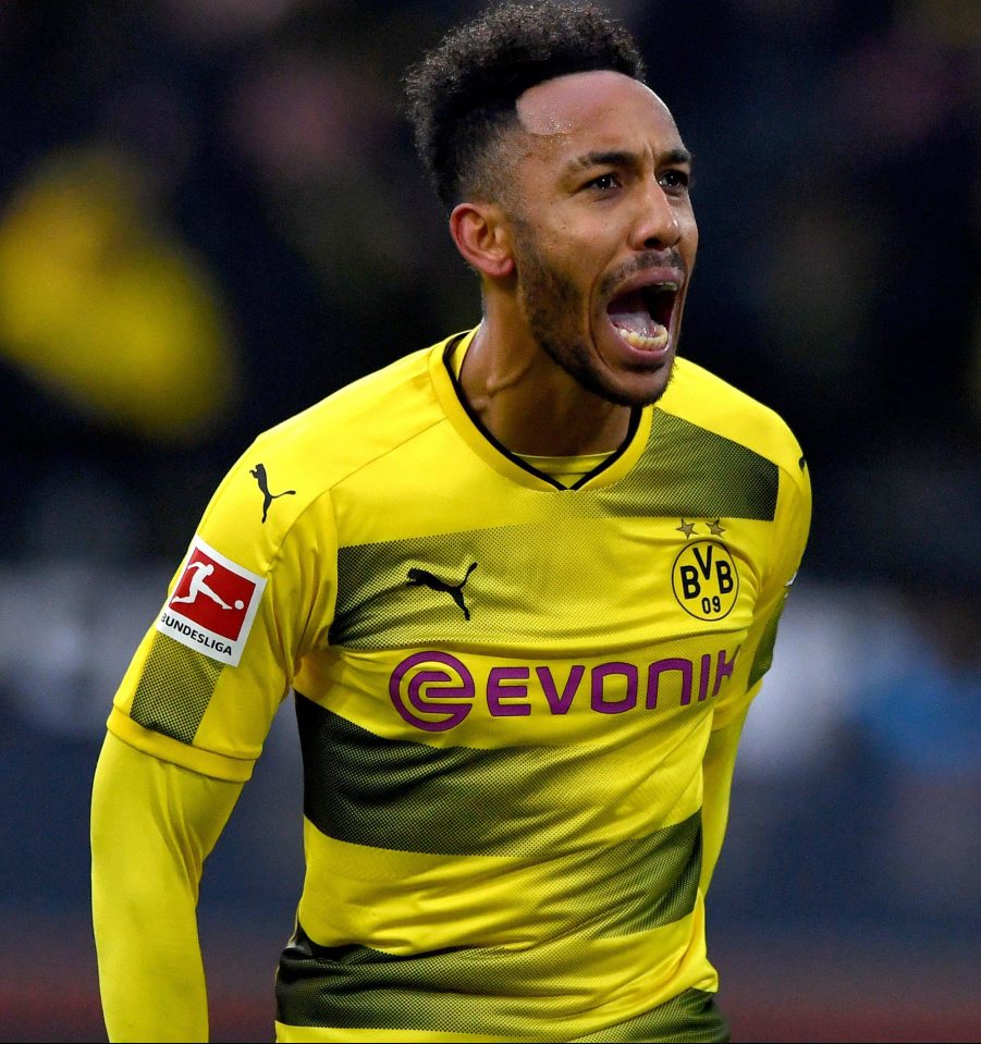  Liverpool will reportedly move for Pierre-Emerick Aubameyang if Daniel Sturridge leaves