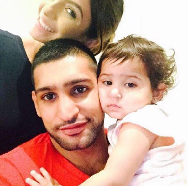  Amir Khan with wife Faryal Makhdoom and daughter Lamaisah