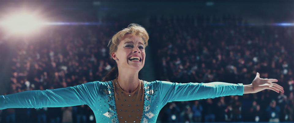  Margot wore prosthetics attached to her chin, cheeks and under eyes to play disgraced Olympic figure skater Tonya Harding