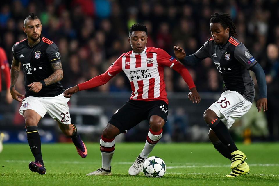  Tottenham are chasing PSV winger Steven Bergwijn