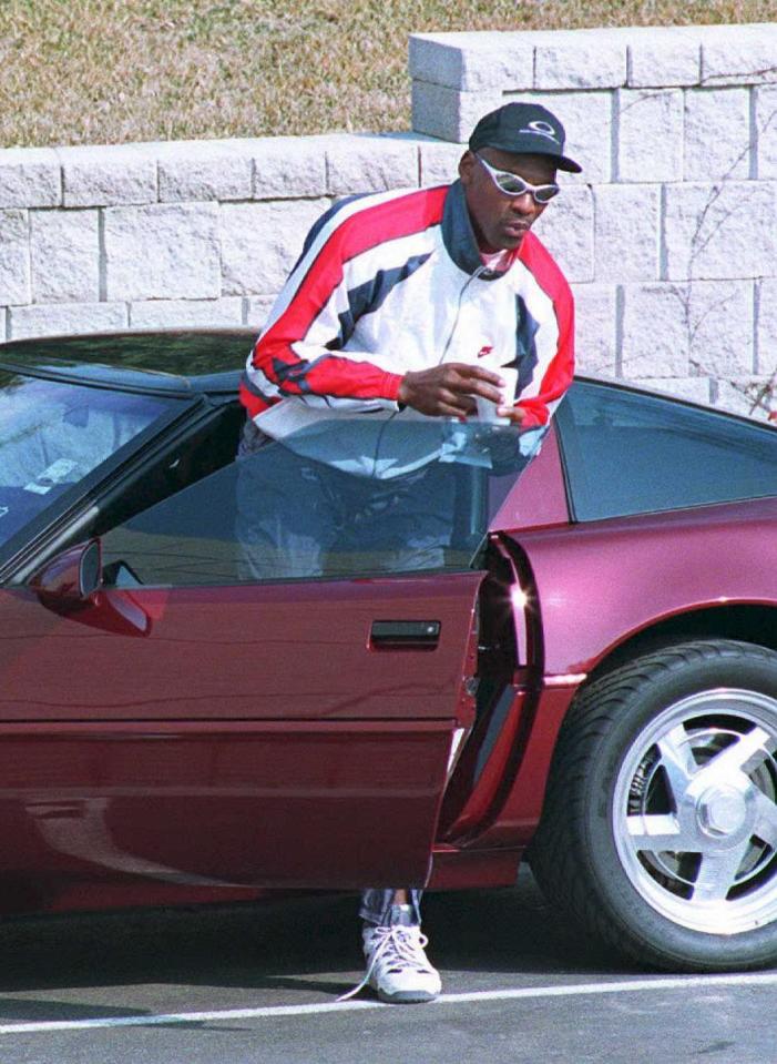  Michael Jordan loves his classic Corvette