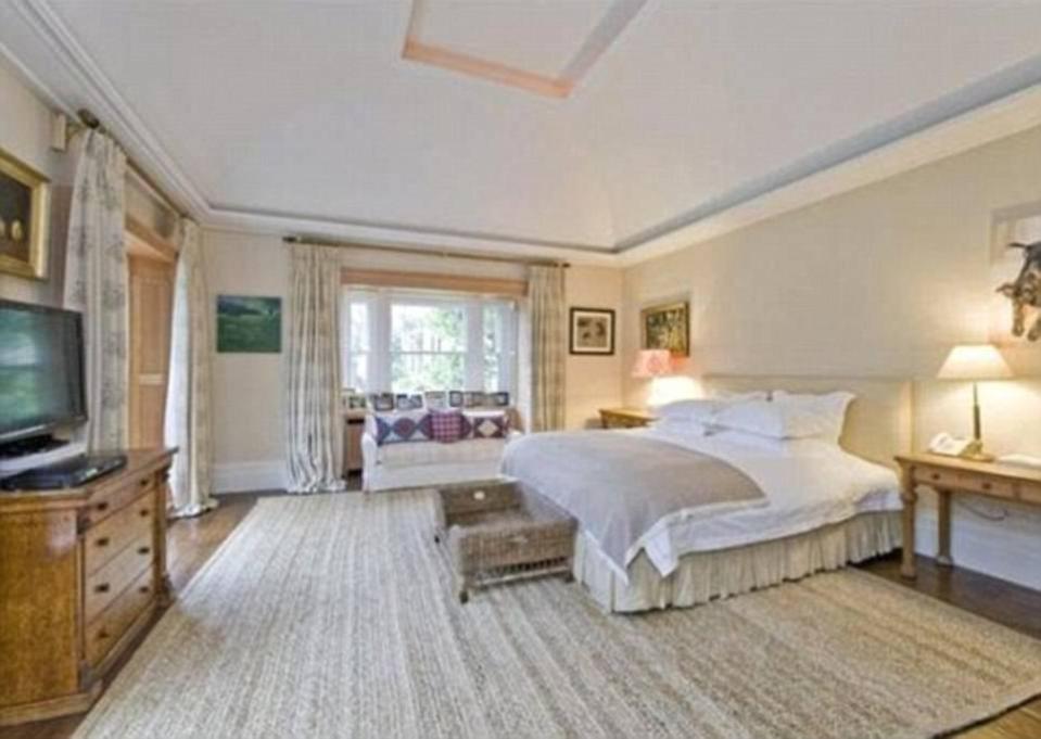  It has six large bedrooms