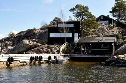  This beautiful sea cottage in Sweden can only be reached by taxi boat