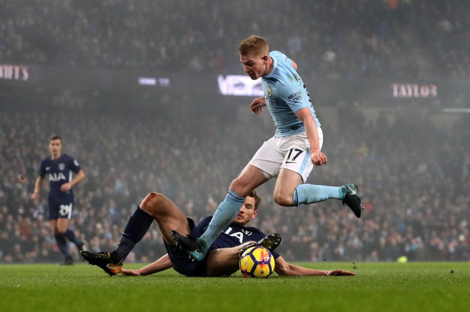  Kevin De Bruyne has feet 'like paint-brushes', according to Martin Keown