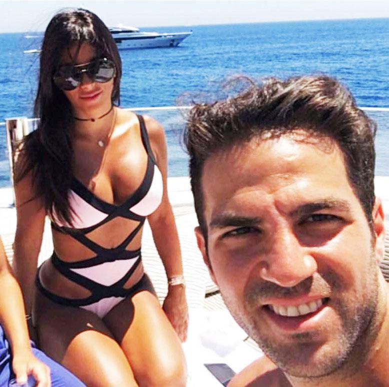  Daniella Semaan shows off her enviable figure in a stunning bikini