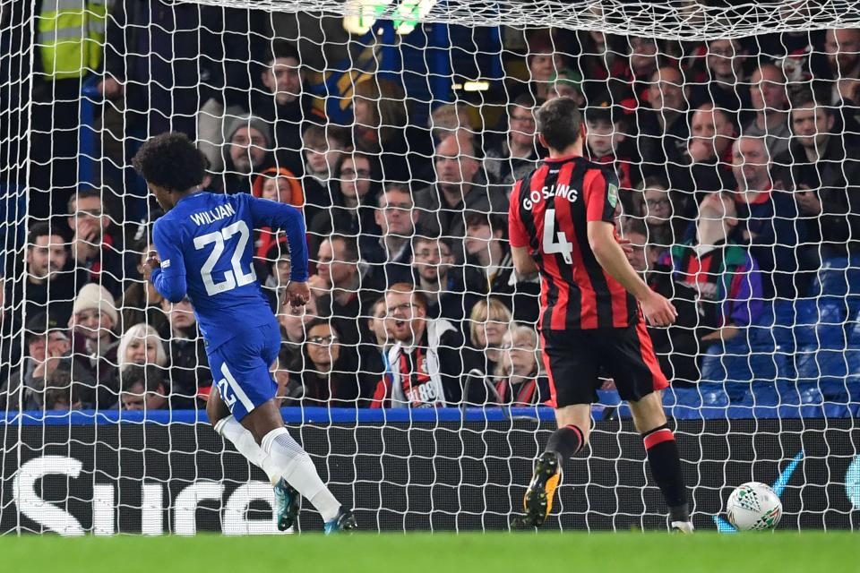  Willian finished off a beautiful Chelsea move to put the Blues ahead in the 13th minute