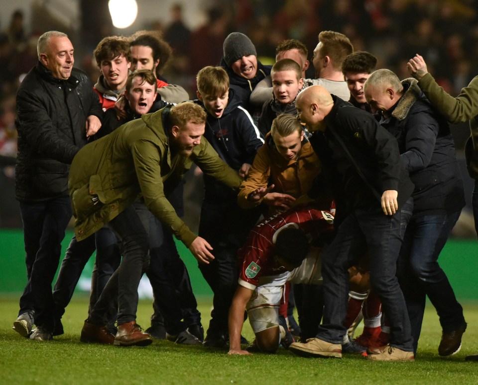 Supporters were desperate to celebrate with the Bristol City heroes