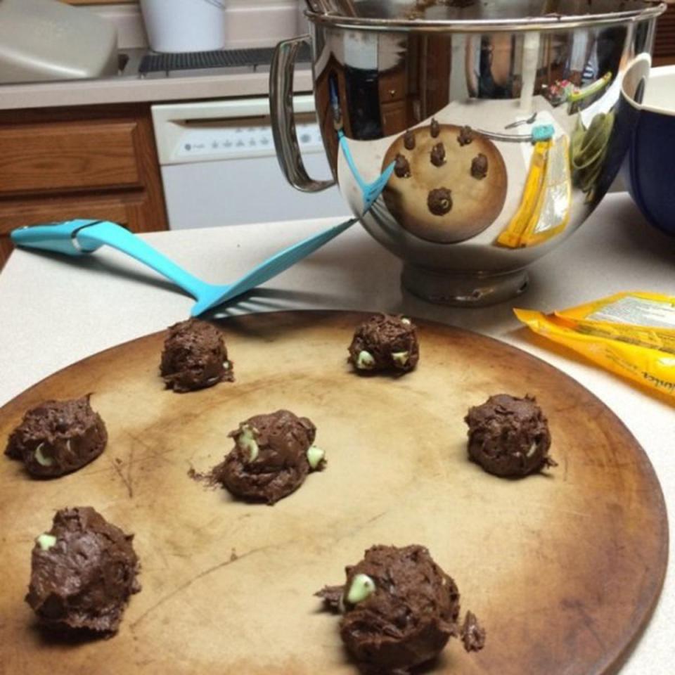  Cookie monster himself would be impressed by the size of this reflected choc chip biscuit - or not!