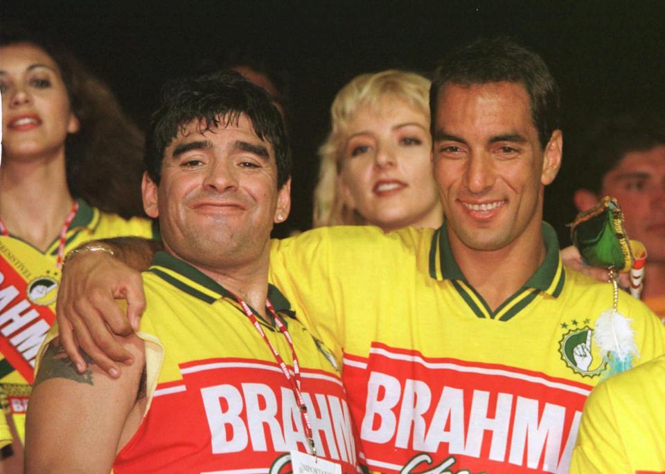  Diego Maradona joins Edmundo for the 1998 Rio Carnival