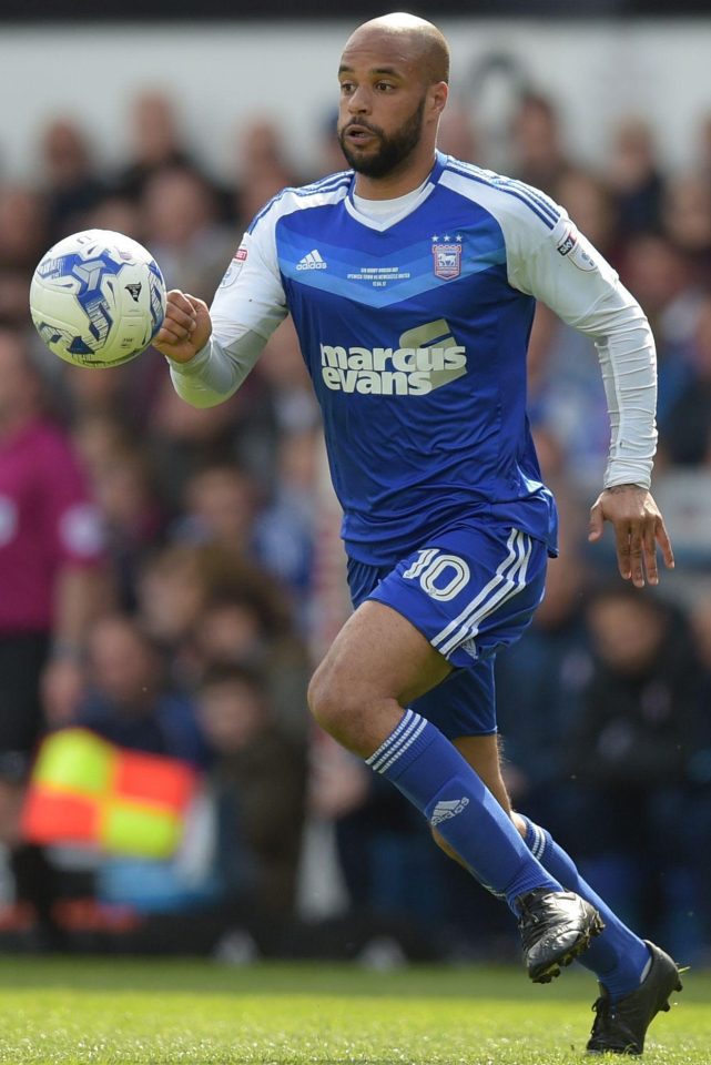  David McGoldrick is wanted by Cardiff City and Birmingham City