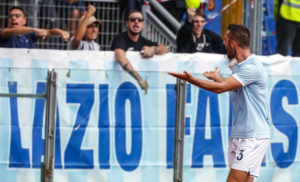  Lazio are hoping to cash-in on Stefan De Vrij once he signs new contract