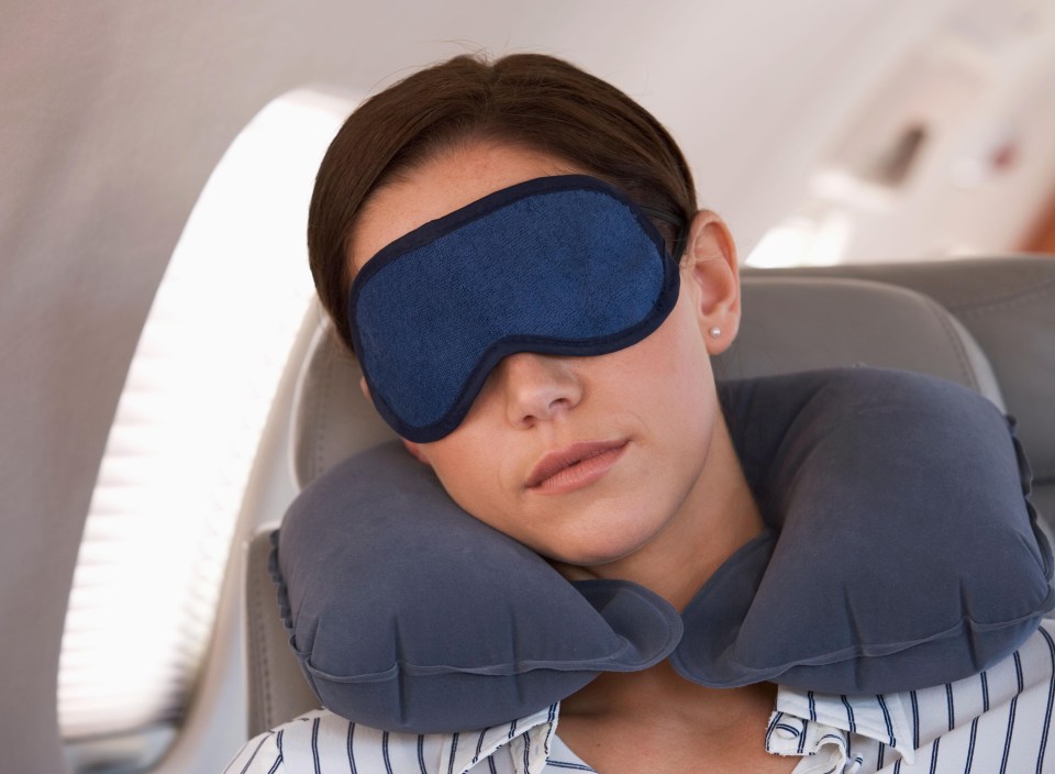 A flight attendant recommends the best ways to catch some shut eye on the plane