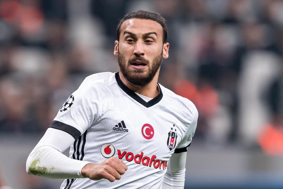  Cenk Tosun has completed a £27m move to Everton this week