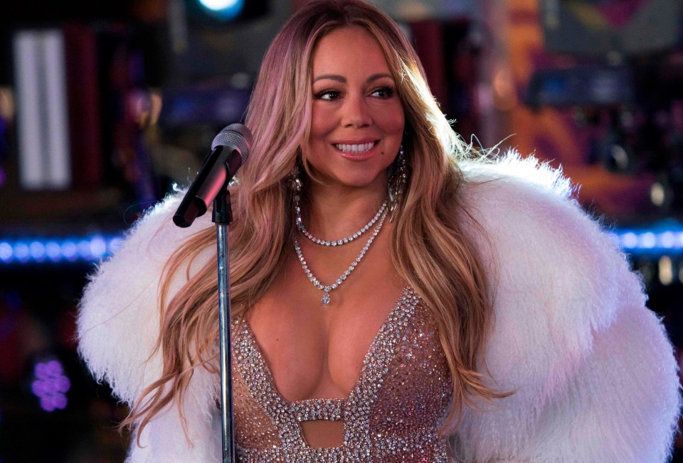 She didn't get any tea but Mariah continued with the show and wowed the crowds with her performance 