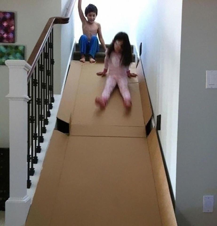  Amuse your kids for hours by placing cardboard over the stairs to have your own indoor park