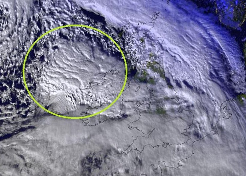  Satellite images reveal the strength of the storm