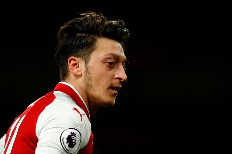  Manchester United are interested in signing Mesut Ozil from Arsenal