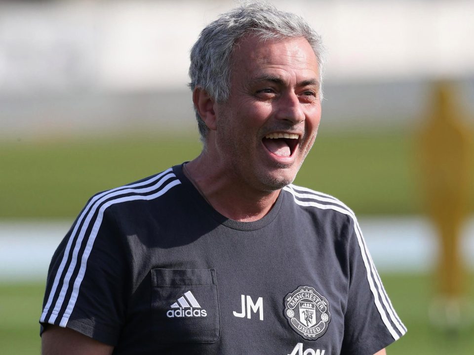  Jose Mourinho is in the driving seat in the chase for Sanchez due to United's willingness to offer more money and a player as part of any potential deal